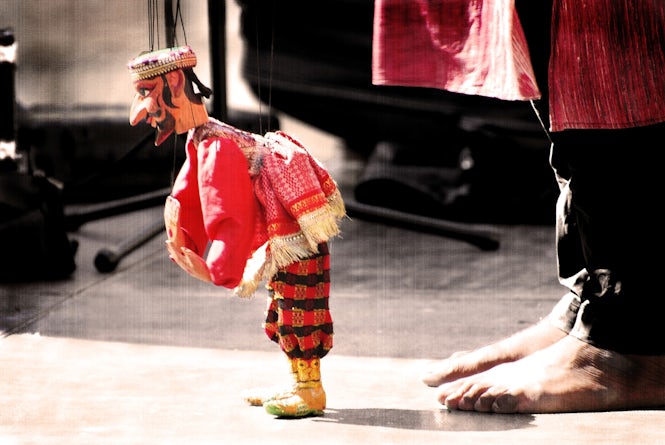 The decision could lead to "an atmosphere of censorship," warns Rights International Spain.