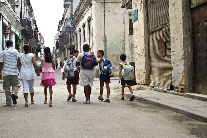 The Amarò Foro project is aimed at children and adolescents of Roma origin living in housing centers in the suburbs of city of Rome.
