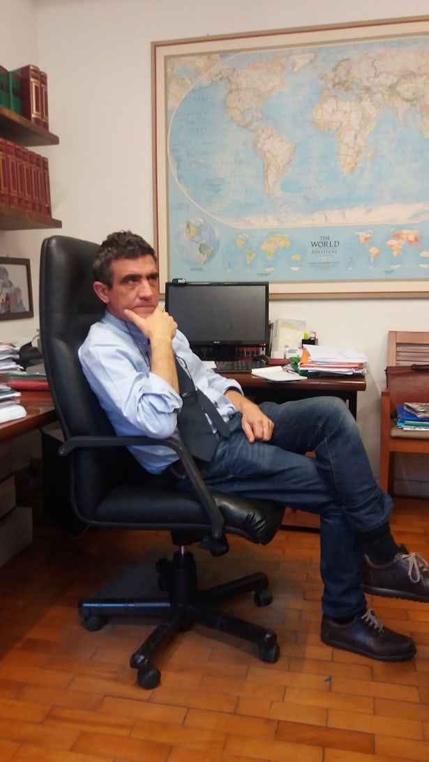 Arturo Salerni, a famous lawyer in Italy, represents a married couple from Syria that lost their four little daughters in the shipwreck.